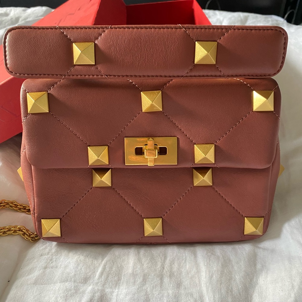 Brand New Valentino Medium Roman Shoulder Bag with Gold Chain